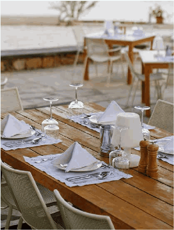 Makryammos seaside dining