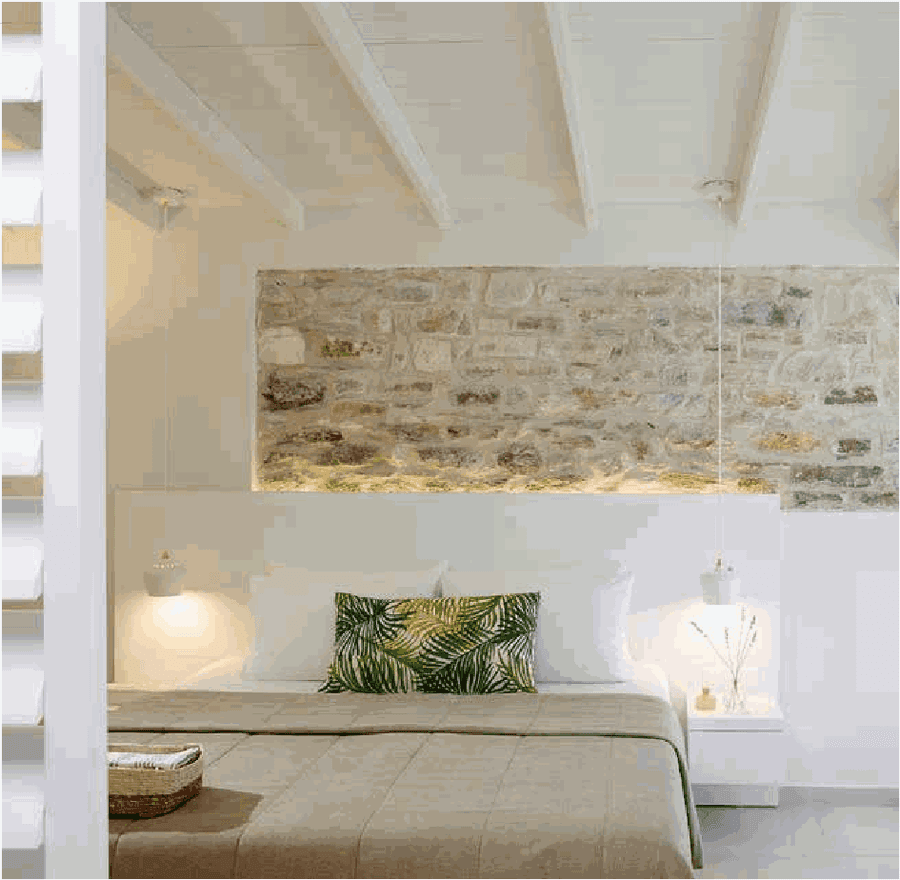 Makryammos pool suite