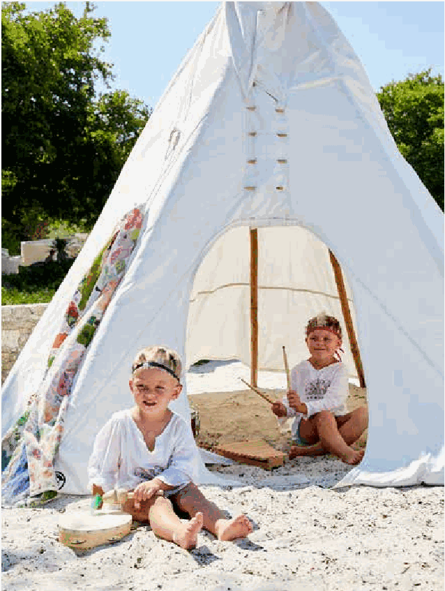 Makryammos family tent activity